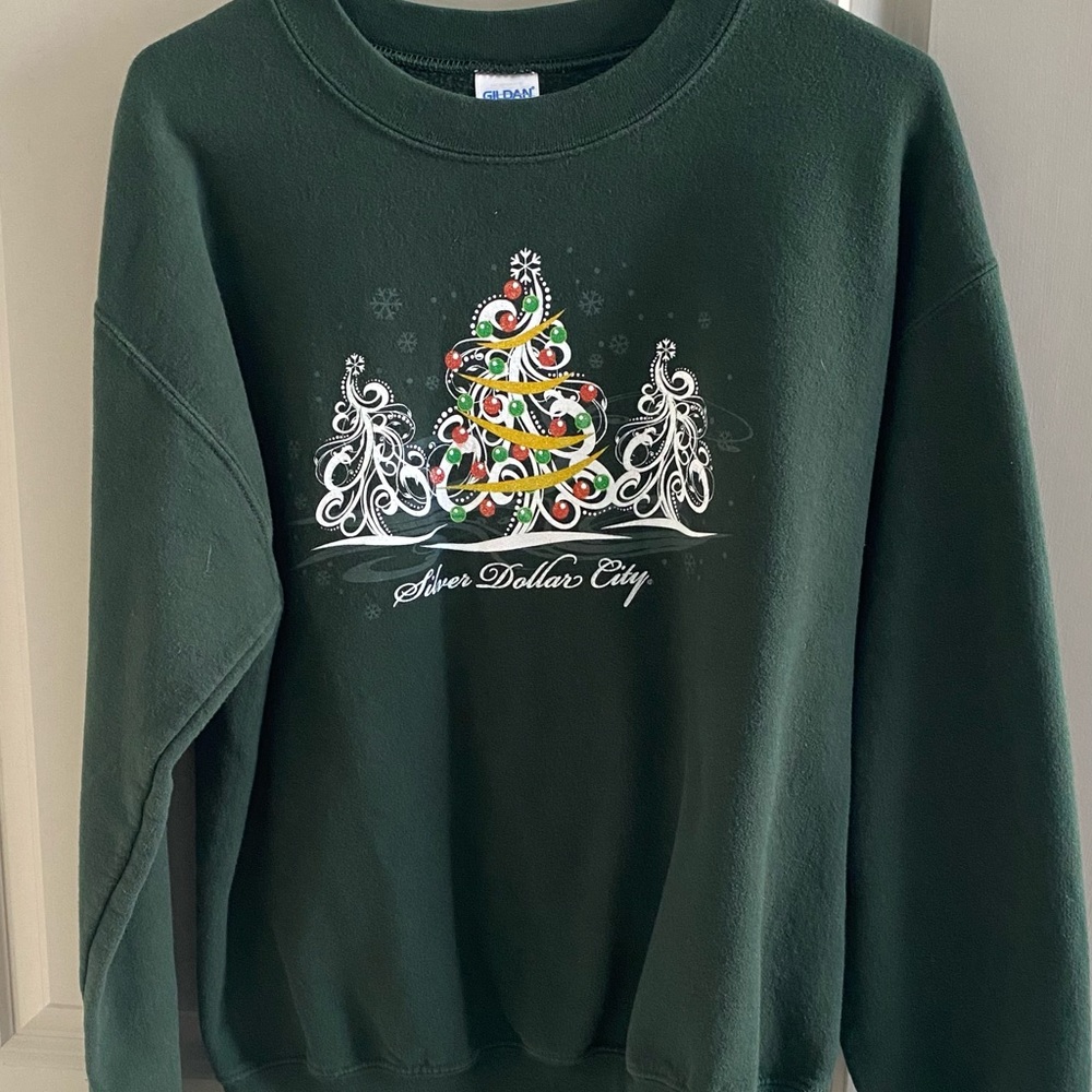 Sweatshirt